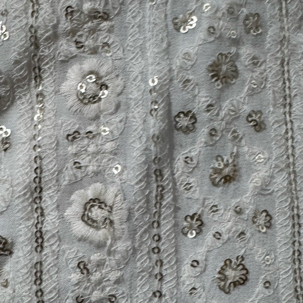 Elegant Cream and Gold Skirt Set - Picture 7 of 9